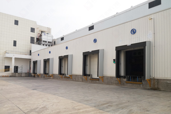 伸缩式装卸货平台 伸缩式装卸货平台