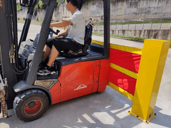 Dock Guardian柔性防撞护栏插图2 Dock Guardian柔性防撞护栏插图2