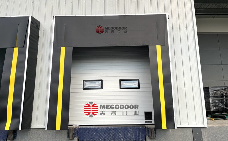 Rain and Insect-Proof Mechanical Dock Seals: Building a Barrier for Efficient Logistics插图